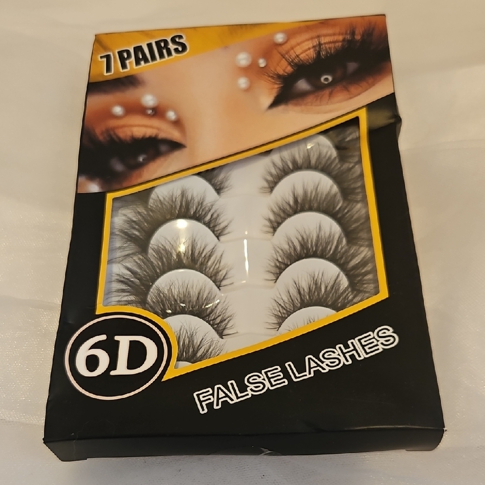 7 Pairs of 6D False Eyelashes